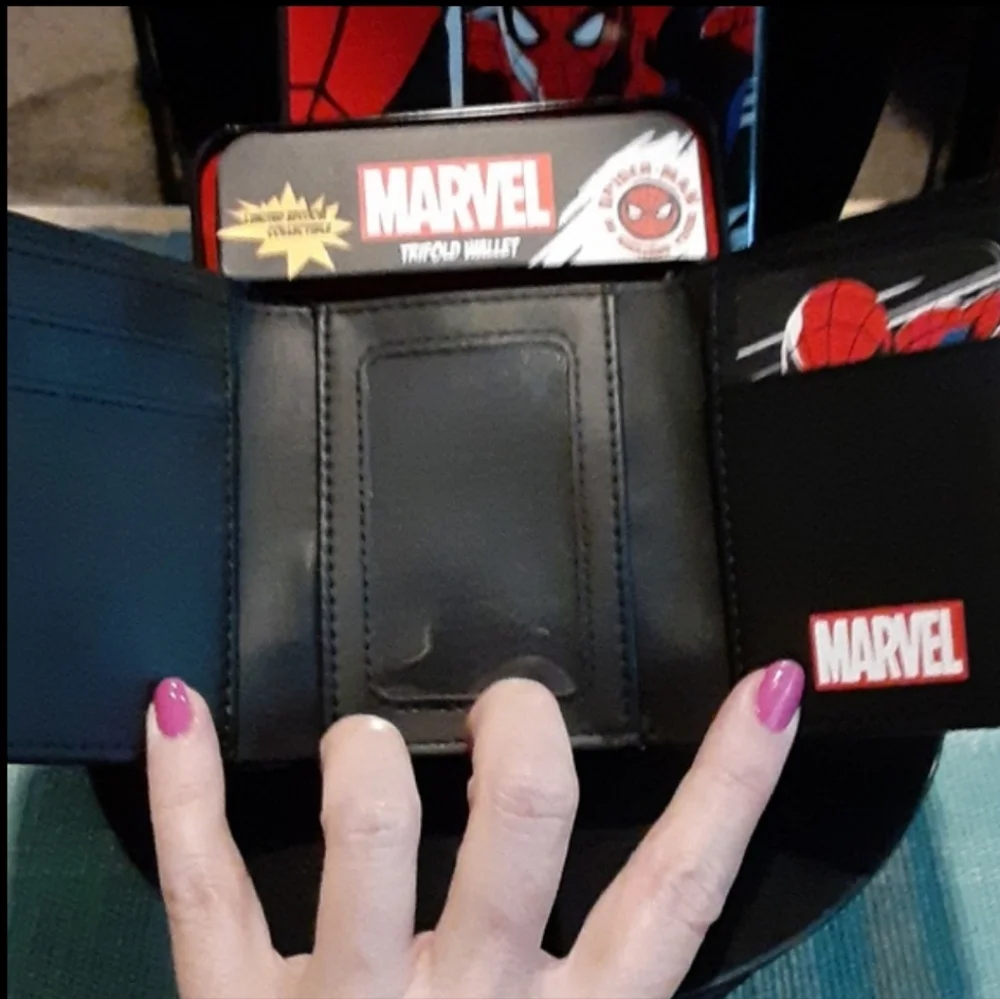 Men's Spiderman 60 Year Limited Edition Tri Fold Wallet with Tin